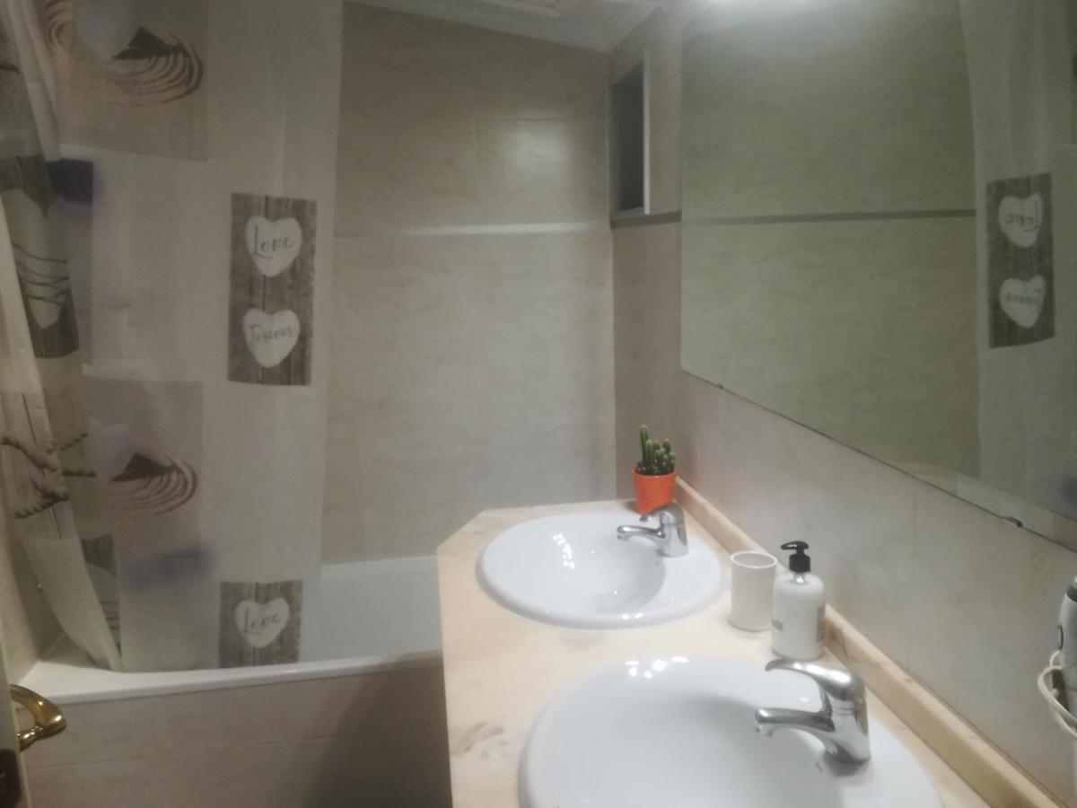 נרחה Burriana Holiday Apartments מראה חיצוני תמונה