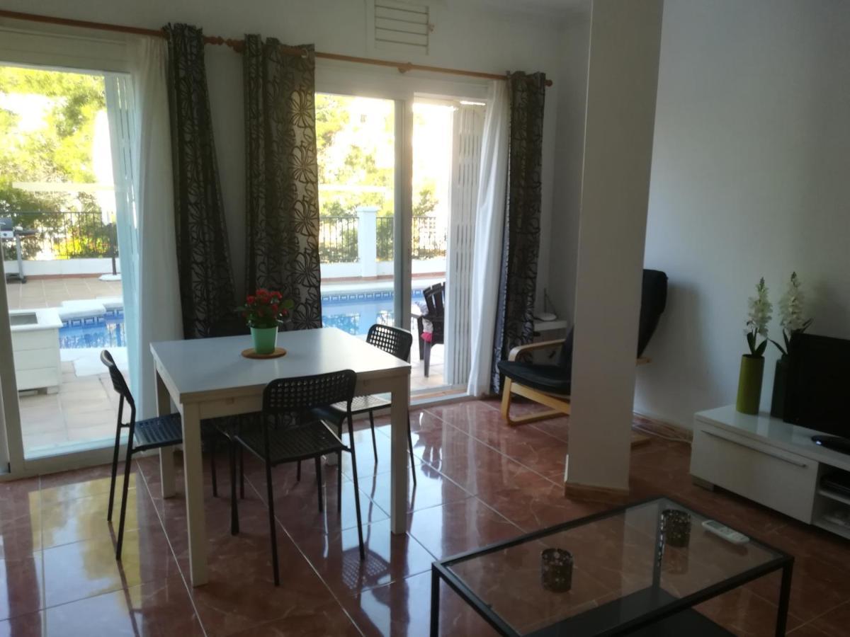 נרחה Burriana Holiday Apartments מראה חיצוני תמונה